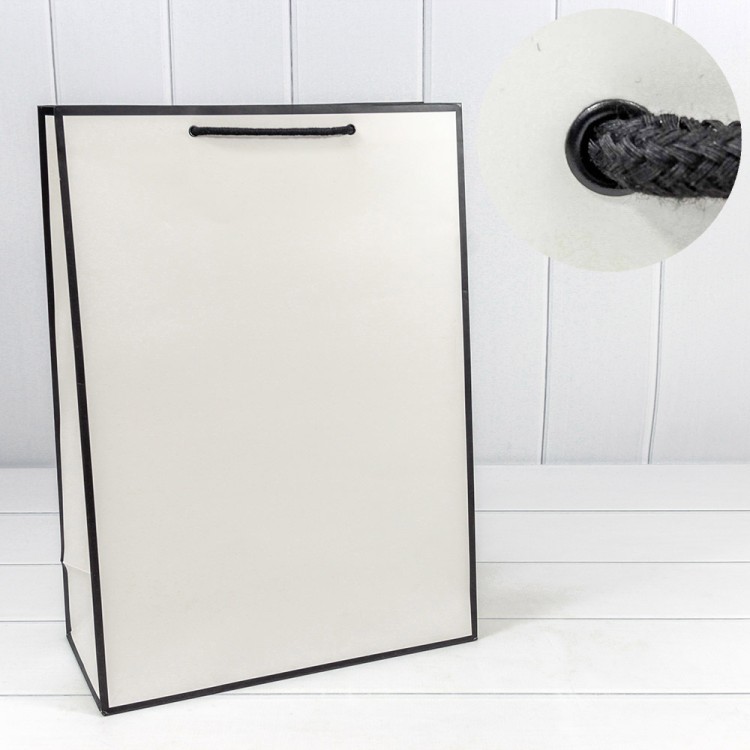 Пакет подарочный "Рамка узкая" Белый/Чёрный 32*45*15 230г 1/20 1/80 Арт: 000201A