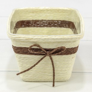 Кашпо плетёное Квадратное 13*13*10 (±5%) из бумаги с бантиком Бежевый 1/80 Арт: 420142/9