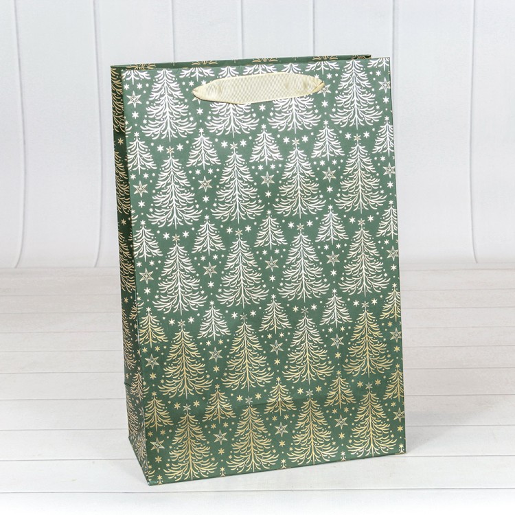 Пакет подарочный с тиснением "Новый год" (339) 20*30*10 Зелёный 210г 1/20 1/120 Арт: 300339K