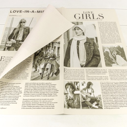 Плёнка в листах 56,5*56,5 (20 шт.) матовая "Газета GIRLS" 65мкм Розовато-серый 1/60 Арт: 1616/434